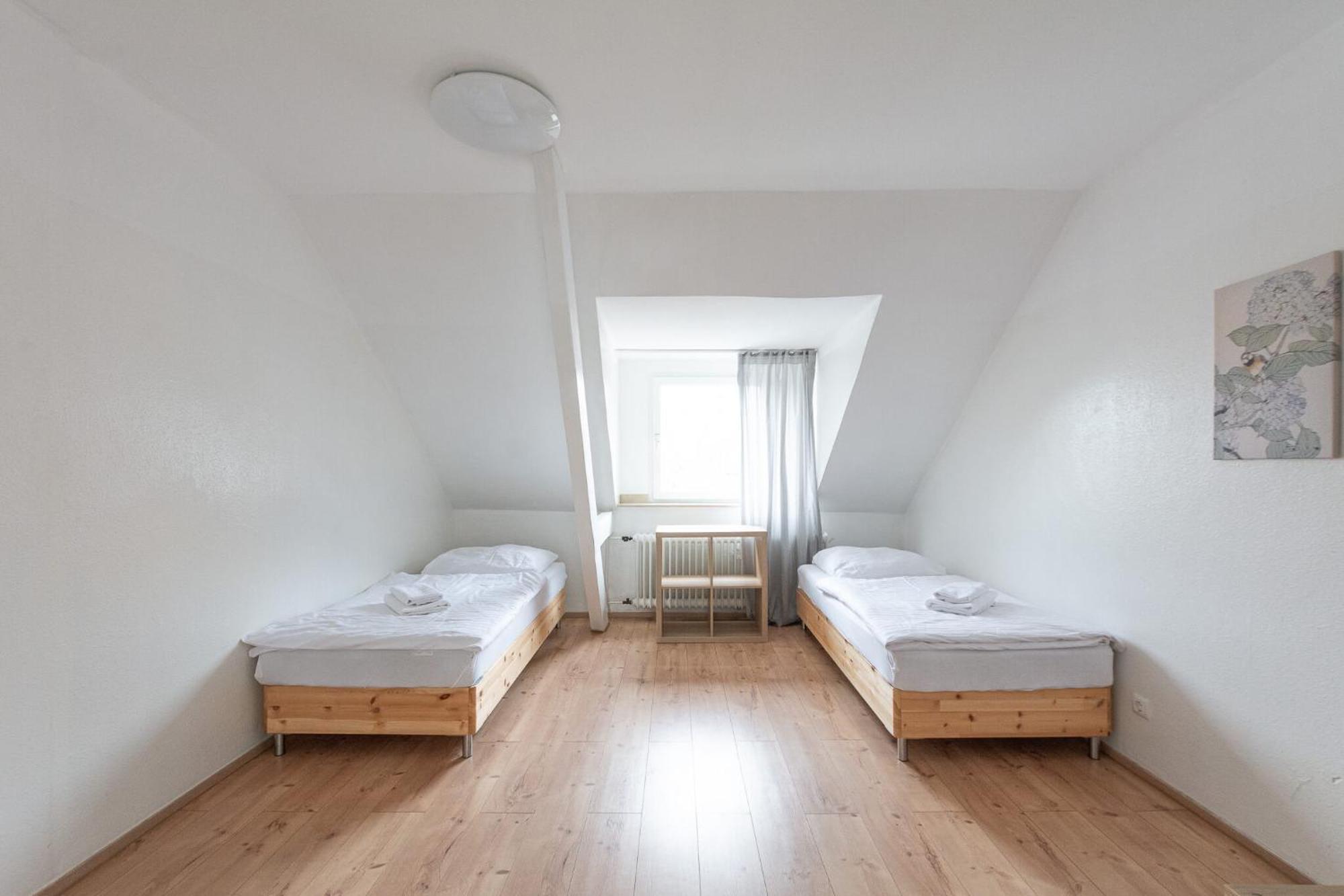 T&K Apartments - Apartments 20 Min To Messe Dus เครเฟลด์ ภายนอก รูปภาพ