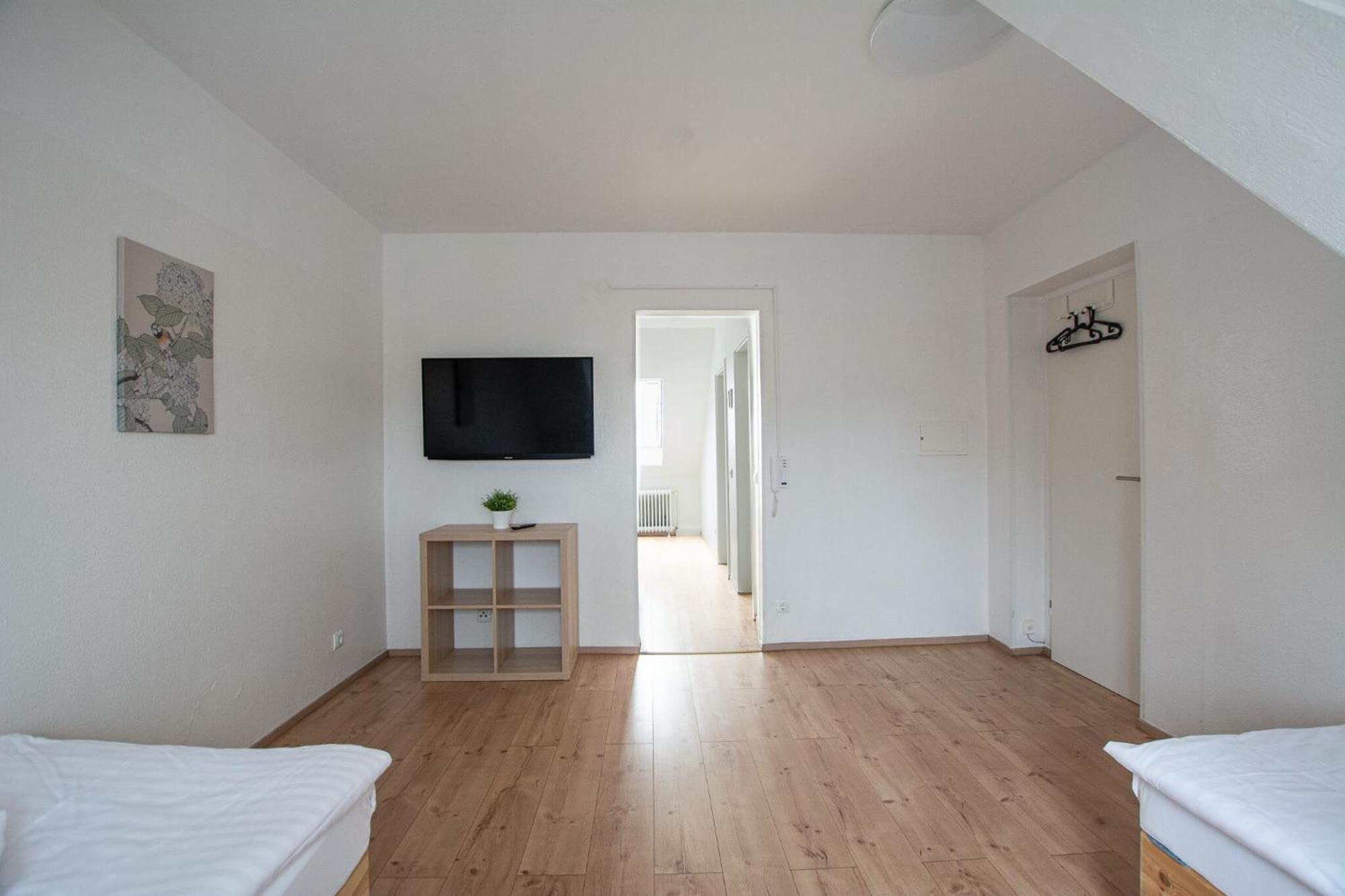 T&K Apartments - Apartments 20 Min To Messe Dus เครเฟลด์ ภายนอก รูปภาพ